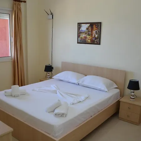 Olsen Bellavista Apartments Sarande Exterior photo